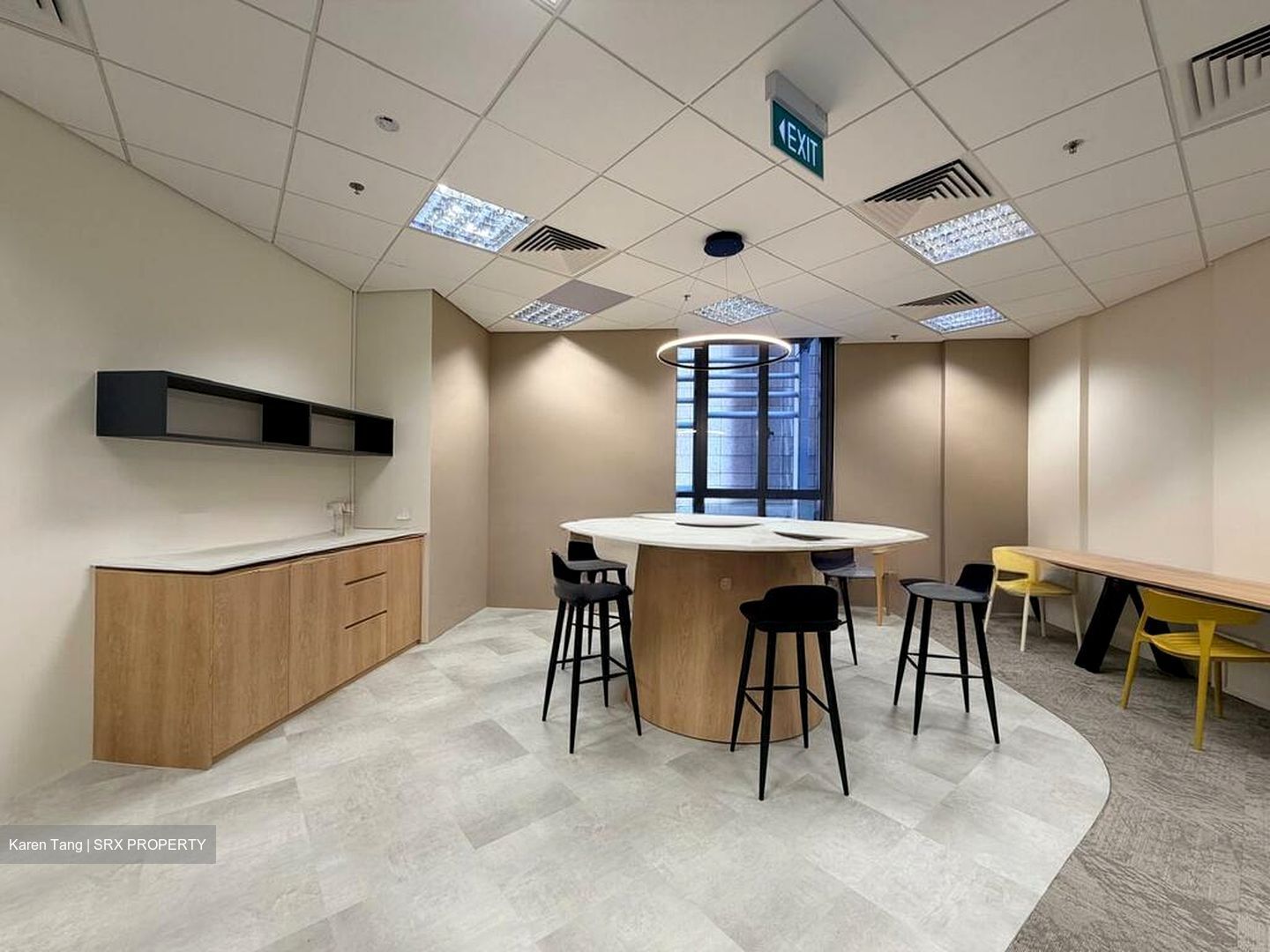 PLUS (D1), Office #502813541